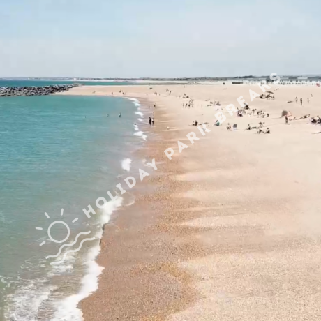 3-bed-holiday-home-at-seal-bay-selsey-west-sussex-big-3